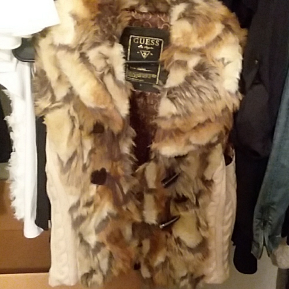 Guess Los Angeles faux fur vest. Worn 2x